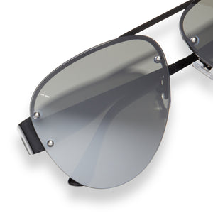 Black frame 2024 silver mirror sunglasses