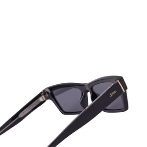 Black medusa ares shop square cat eye sunglasses